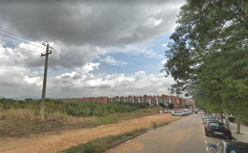 Foto 870221a6-e797-427b-a442-f5e43739ffba. Terrain résidentiel dans plaça la sínia 2 dans Martorell