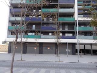 Business premise in Avenida olof palme 18. Al millor preu