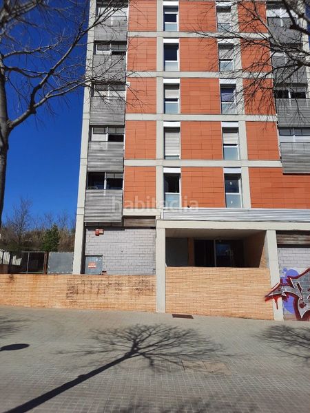 Foto ef100fc1-852a-488d-9769-1dd62e81e8e0. Local comercial a Can Llong Sabadell