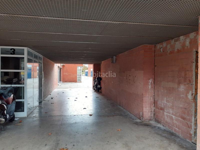 Foto 499319c6-5111-406c-88d2-fd5e4f0c5574. Lloguer local comercial a carrer del riu túria 3 a Prat de Llobregat (El)