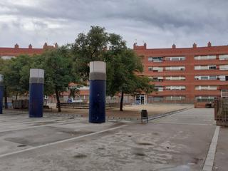 Locale commerciale in Carrer del Riu Túria 3