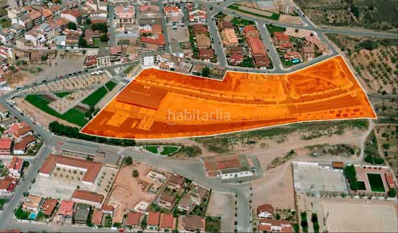 Foto fff85fe1-3d5a-4a37-8565-7243c923a5fb. Terreny residencial a Móra la Nova