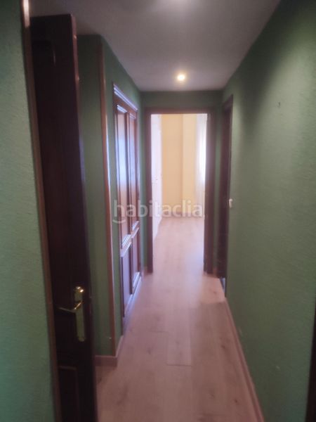 Foto 4edbb000-1a76-4277-9d8f-f9a1aec60d46. Pis amb calefacció piscina a Costillares Madrid