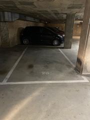 Parking coche en Montmeló. Plaza de aparcamiento en montmeló