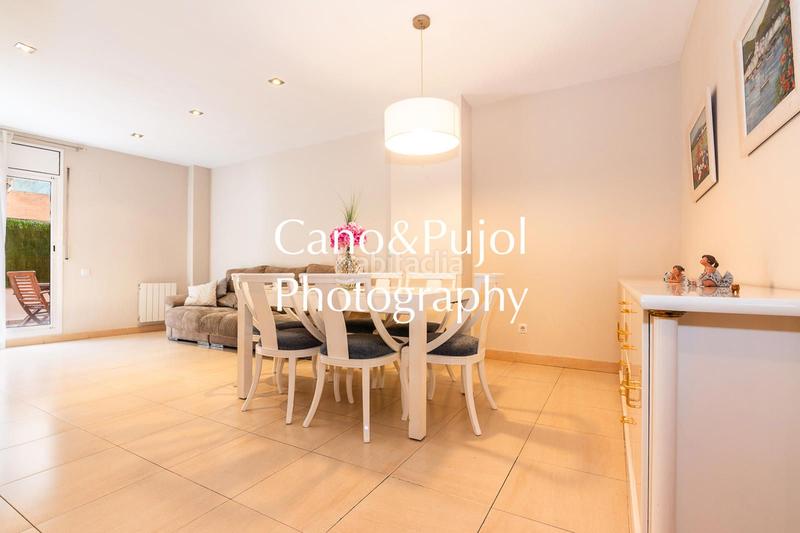 Foto aba6a7b4-7320-4c54-84b3-ec30a17b796b. Piso amplio piso bajo con terraza en el centro en Cardedeu