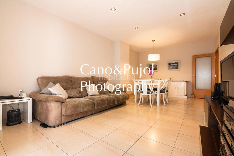 Foto b44ccd3f-e653-4b26-a336-7972334c13f7. Piso amplio piso bajo con terraza en el centro en Cardedeu