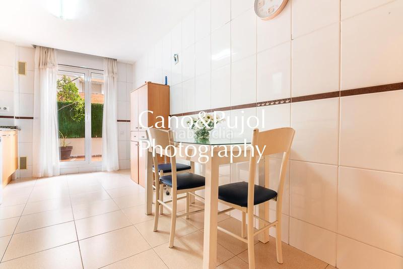 Foto c95a16a6-649a-443f-867d-53036469339f. Piso amplio piso bajo con terraza en el centro en Cardedeu