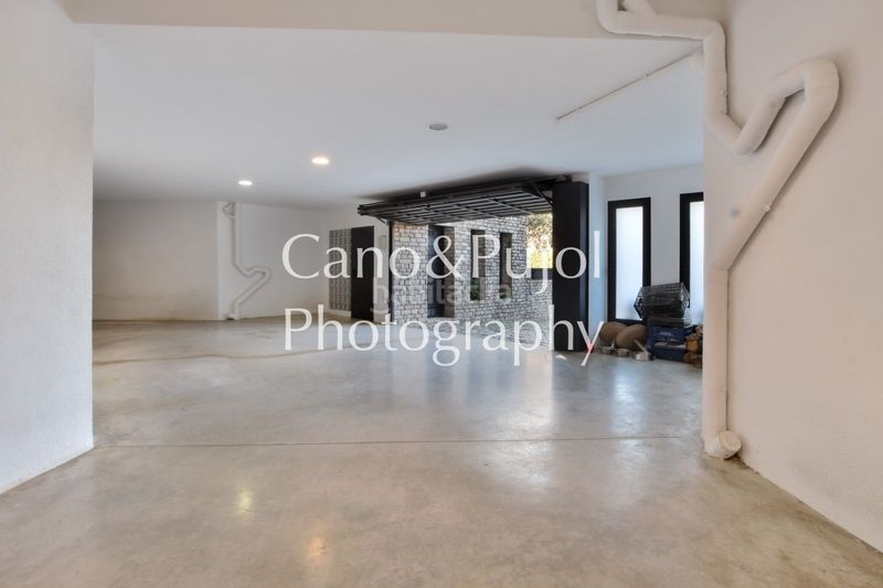 Foto 26c05513-c466-4c9f-bad9-7f18cb31bd78. Casa amb calefacció aparcament piscina a Gelida