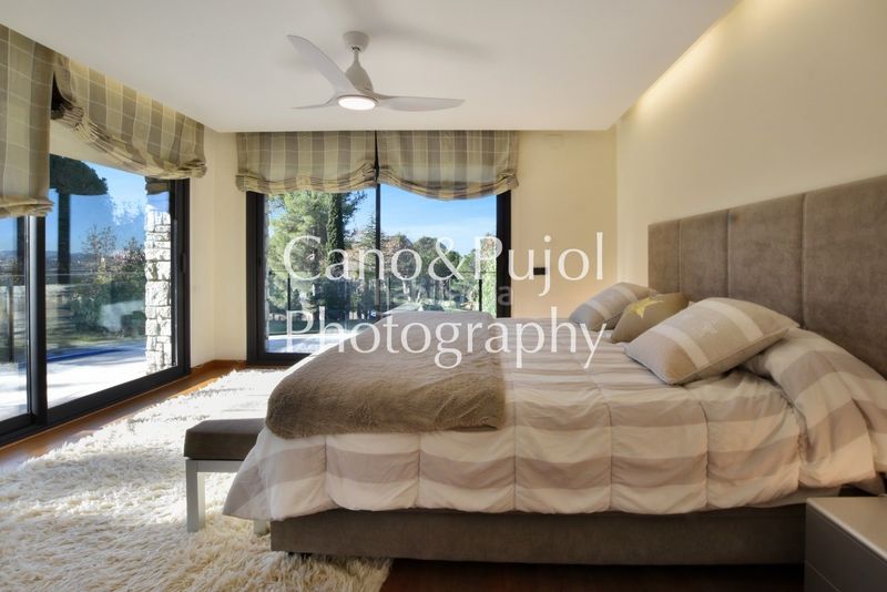 Foto 6dfac1e6-2387-4876-95ec-06e87eb39db8. Casa amb calefacció aparcament piscina a Gelida