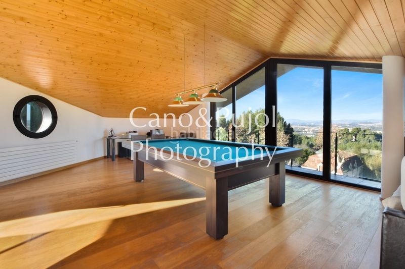 Foto 734733eb-4f61-4206-8467-33f25df37f8c. Casa amb calefacció aparcament piscina a Gelida