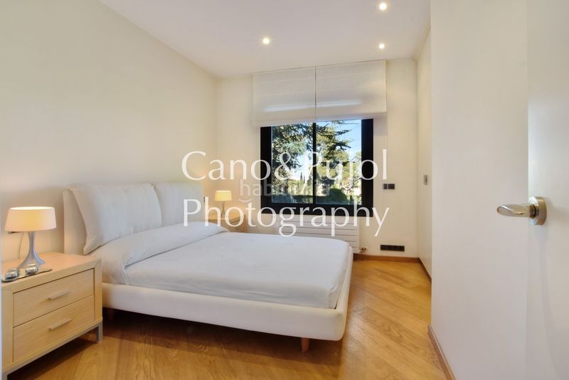 Foto f8833255-4906-4764-ad33-5e8fbf3eb488. Casa amb calefacció aparcament piscina a Gelida