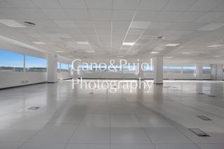 Lloguer Oficina a Centre - Estació. Oficina 500m2 en alquiler.