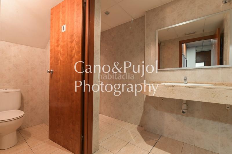 Foto f20e644c-993a-4274-a166-a0c2d9ce52ef. Business premise in Sant Joan Baptista Sant Adrià de Besòs