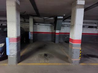 Aparcament cotxe a El Coll. En sant cugat del vallès