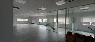 Location Bureau à Roquetes-Can Magí. En sant cugat del vallès