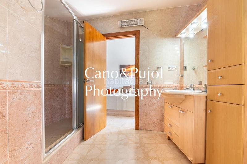 Foto db91ffdd-3906-4982-b7c7-ab64e6450e06. Casa  unifamiliar en castellnou rubi en Castellnou-Can Mir-Can Solà Rubí