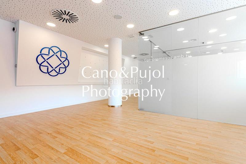 Foto 0b93bf88-aaad-4b6f-898a-dfff4abf7dbd. Bureau avec chauffage dans Centre - Estació Sant Cugat del Vallès