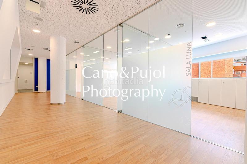 Foto 2f62b94c-ad04-4315-9c4e-b3dac56e94fd. Bureau avec chauffage dans Centre - Estació Sant Cugat del Vallès