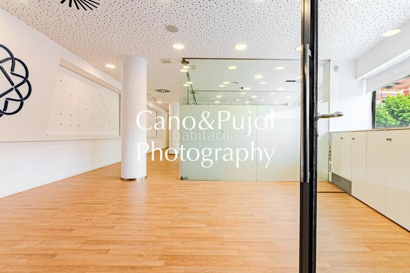 Foto 5eb90d35-9fa1-43fb-bbf4-8c9caf7beaf6. Bureau avec chauffage dans Centre - Estació Sant Cugat del Vallès