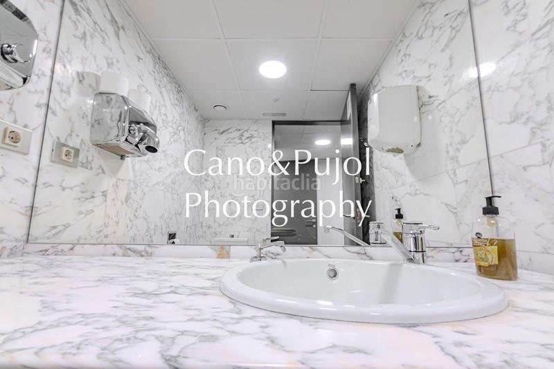 Foto c2cdb614-6de4-4f05-a76c-438a1761f0eb. Bureau avec chauffage dans Centre - Estació Sant Cugat del Vallès