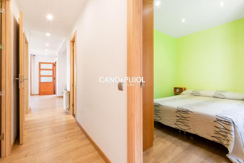 Foto 1f554e34-b807-480f-a214-a3ed2759868f. Casa amb calefacció aparcament a Castellbisbal