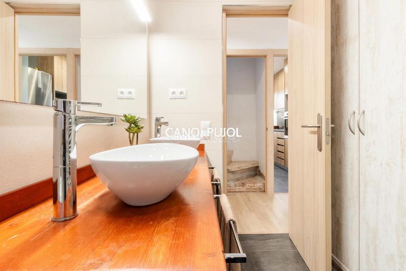 Foto 3da9529c-3ab8-4102-a1d3-4c0310b3a7ee. Casa amb calefacció aparcament a Castellbisbal