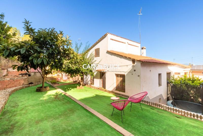 Foto 908e7eb1-a2ff-4df4-bf0e-ce30ded021cc. Casa amb calefacció aparcament a Castellbisbal