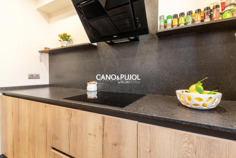 Foto cb7ddc7c-70a3-4e50-839f-226dbe1691a3. Casa amb calefacció aparcament a Castellbisbal