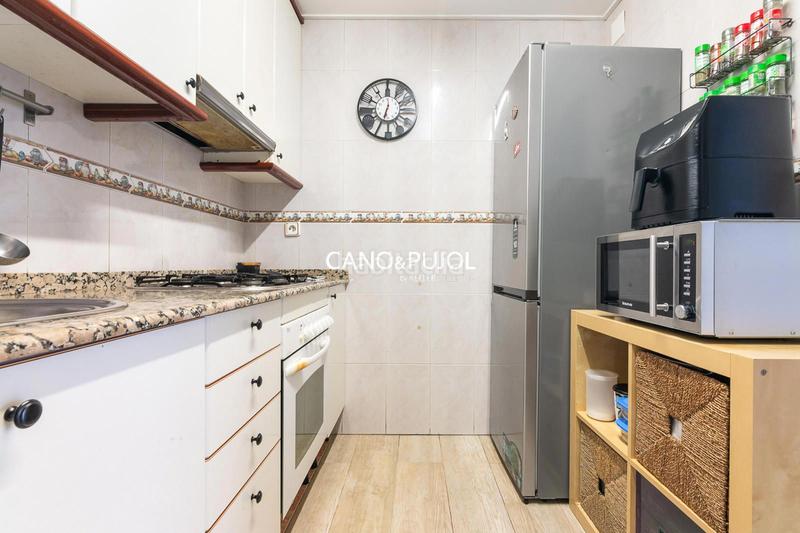 Foto 1b841ce1-6e82-4c81-99e3-5de7e566ef66. Piso planta baja en rubi en Mercat Rubí