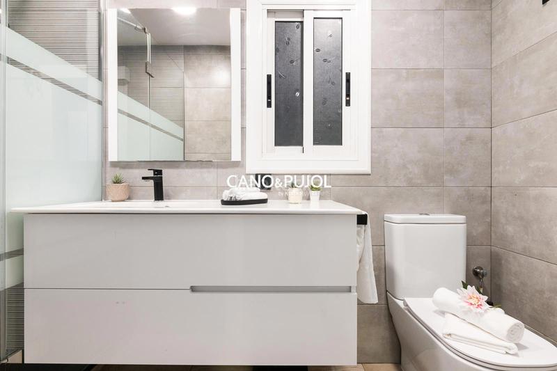 Foto 3f72c608-ada5-4f44-b620-aeb87fc54e52. Piso planta baja en rubi en Mercat Rubí