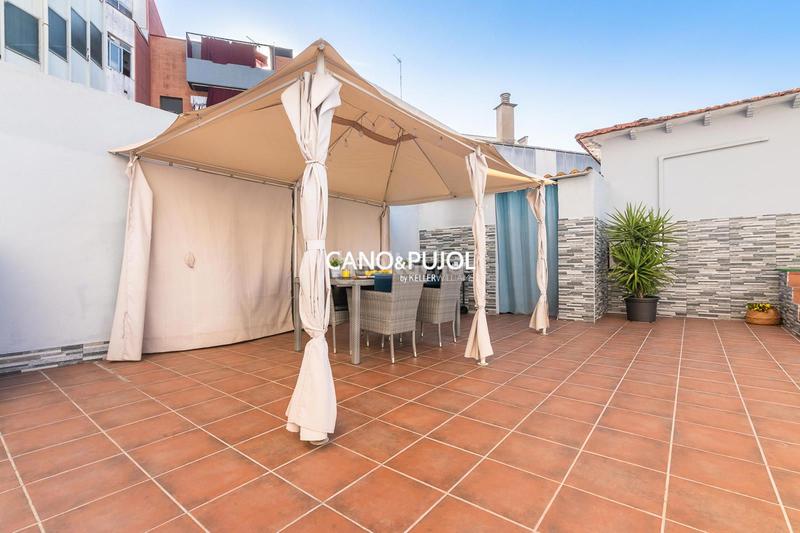 Foto 4203fd01-23b3-4222-aafc-43061c92777c. Piso planta baja en rubi en Mercat Rubí