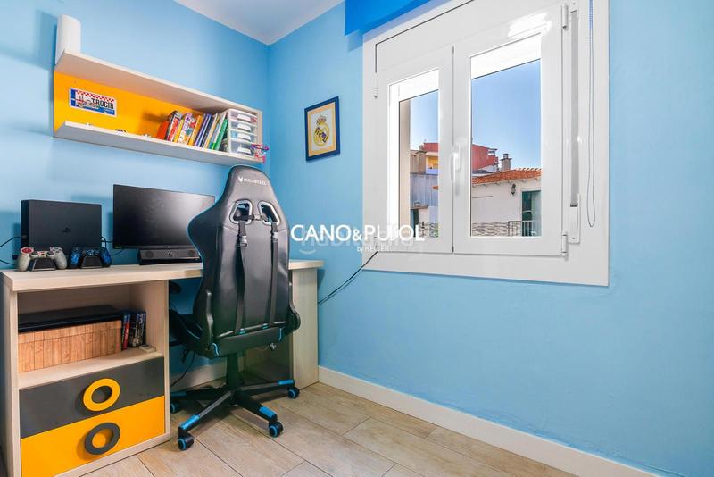 Foto b8e10a76-a4c4-4d1e-ae5e-4d2277302cd7. Piso planta baja en rubi en Mercat Rubí