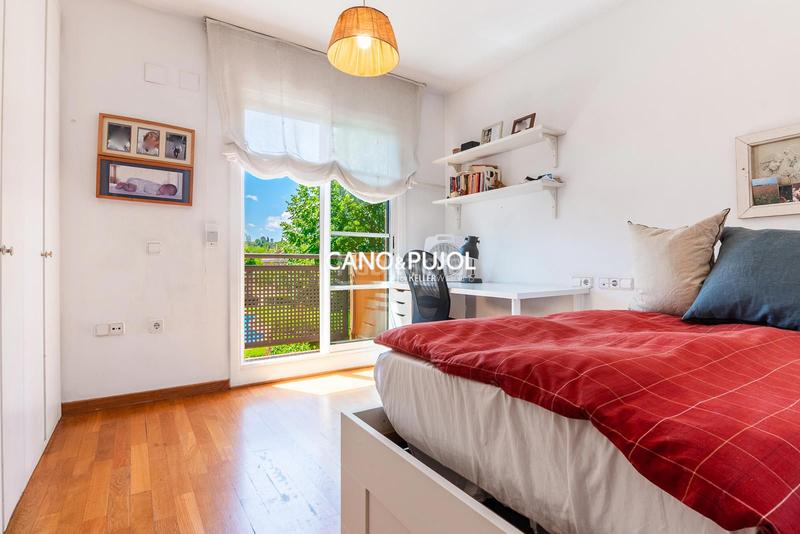 Foto beceae25-4862-4da9-8019-6a3092cd4c2b. Casa amb calefacció aparcament piscina a Mira-sol Sant Cugat del Vallès