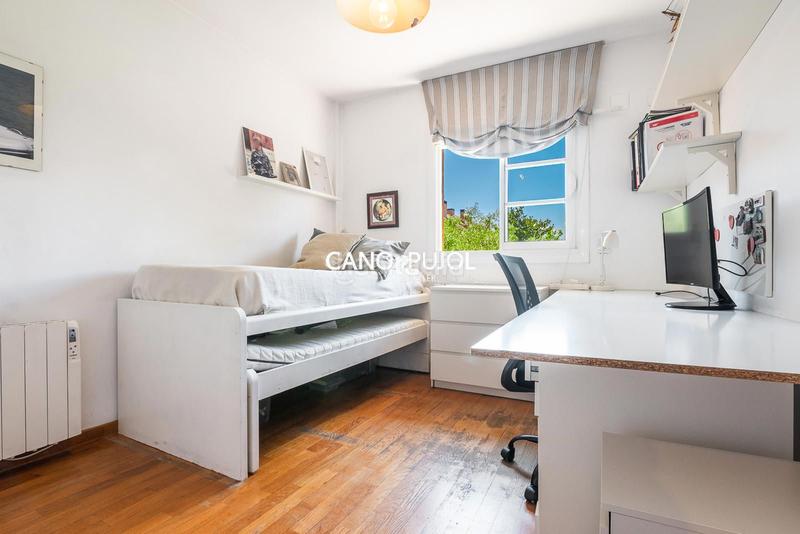 Foto c0617ff8-598a-4a95-a797-f01b0866fb08. Casa amb calefacció aparcament piscina a Mira-sol Sant Cugat del Vallès