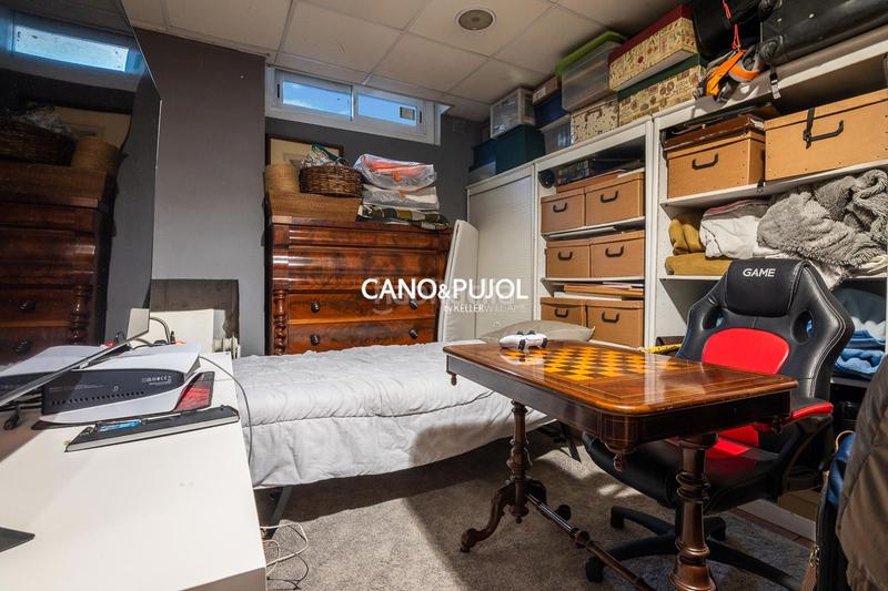 Foto de7f7dce-e92e-47cb-be65-3295f39b14bc. Casa amb calefacció aparcament piscina a Mira-sol Sant Cugat del Vallès