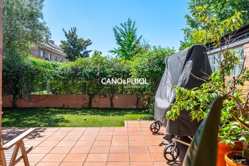 Foto e0bc6d03-e7c9-41fb-a0d1-595c5dc9b401. Casa amb calefacció aparcament piscina a Mira-sol Sant Cugat del Vallès