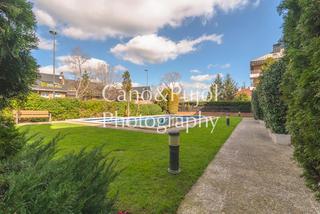 Location Maison jumelée à Eixample. Adosado eixample 5 hab sant cugat valles