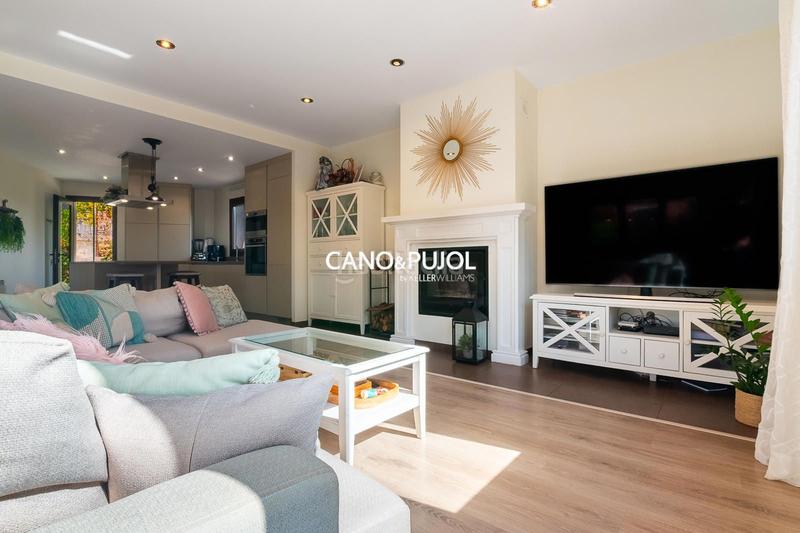 Foto dcaea6d4-689f-4b53-a74d-a02c0800731c. Casa  unifamiliar en palleja en Pallejà