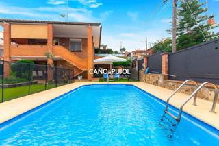 Haus in Can Parellada. Casa en terrassa