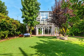 Rent House in Mira-sol. Casa unifamiliar en mirasol