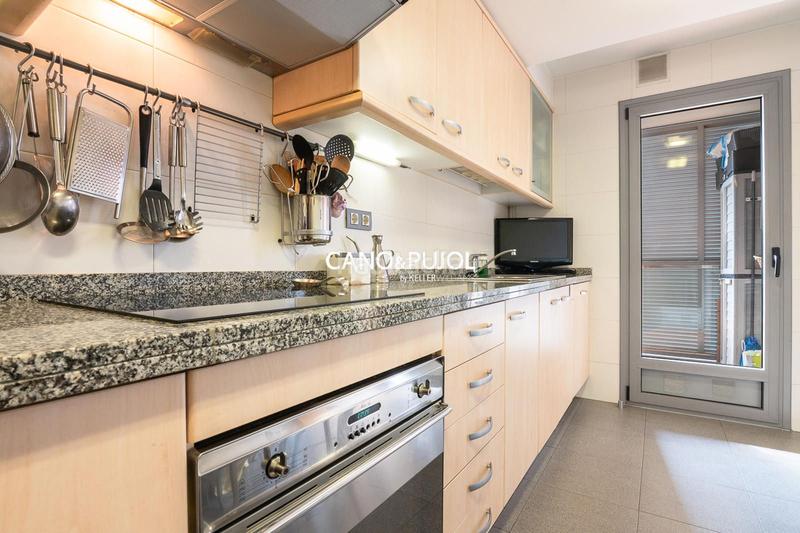 Foto 08dcd13f-d94e-413e-852f-4ffff3de899c. Pis amb calefacció aparcament piscina a Mira-sol Sant Cugat del Vallès