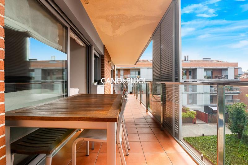 Foto 7d816000-f8e6-4ab5-b736-c20548e2d4b3. Attique avec chauffage parking piscine dans Mira-sol Sant Cugat del Vallès