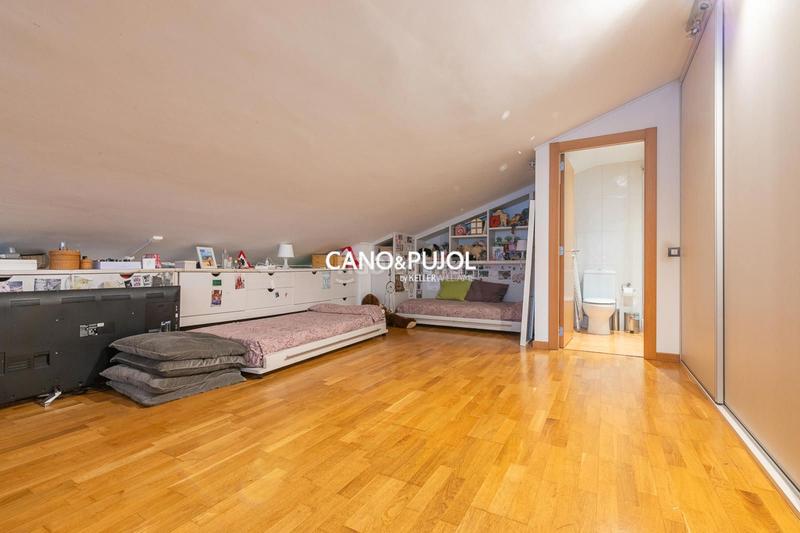 Foto 8b16a5c6-31a5-418e-a710-c2b741b787cd. Attique avec chauffage parking piscine dans Mira-sol Sant Cugat del Vallès