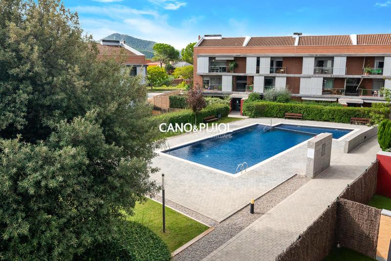 Foto a5ff91ed-9ed5-499d-a5fd-0302f069f865. Attique avec chauffage parking piscine dans Mira-sol Sant Cugat del Vallès