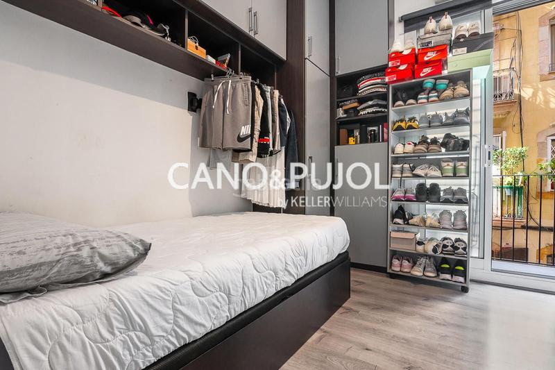 Foto fdec2c4d-34a7-46f7-848a-dfa8c925836b. Alquiler piso alquiler temporal piso 3 habitaciones en Barceloneta en Barcelona