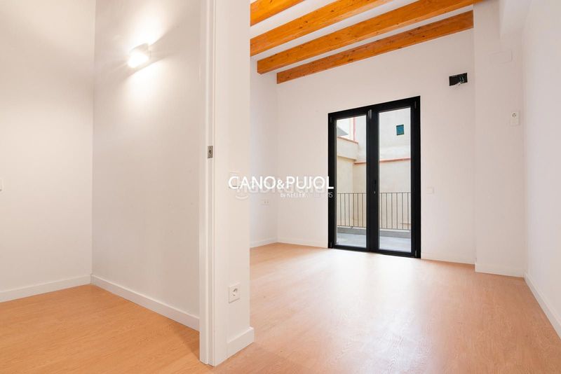 Foto 83a5e933-4e45-460e-b55f-5f50b26019d2. Casa amb calefacció a Centre Rubí