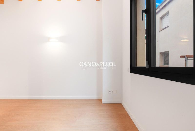 Foto a382b7b8-0180-4ab4-a78a-b5bb51ecc25a. Casa amb calefacció a Centre Rubí