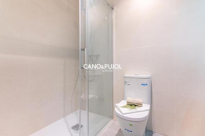 Foto 0d1bdd8b-14be-4b3b-a95d-8c769b13857c. Haus mit heizung in Centre Rubí