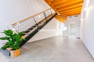 Haus in Centre. Un hogar que huele a madera y suena a pueblo
