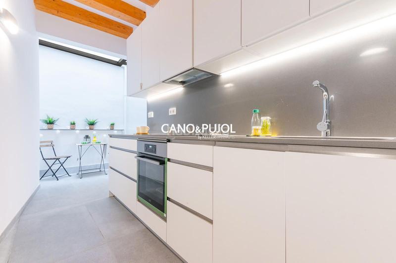 Foto 452275d7-d6a2-4d03-965c-8a7cf6387870. Haus mit heizung in Centre Rubí